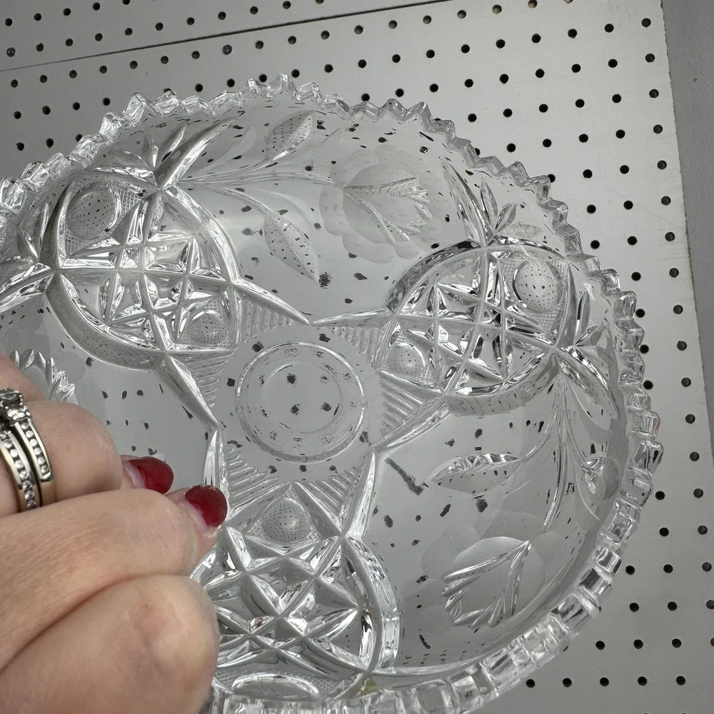 Vintage Clear‎ Cut Crystal Floral Serving Bowl Starburst Pattern Sawtooth Rim